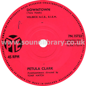 Petula Clark Downtown UK Issue 45 RPM 7" Label Image