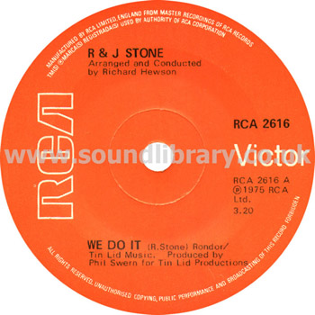 R&J Stone We Do It UK Issue 7" RCA Victor RCA 2616 Label Image