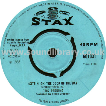 Otis Redding (Sittin' On) The Dock Of The Bay UK Issue Spindle Centre 7" Label Image